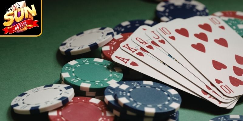 Tìm hiểu rõ hơn về mẹo đọc hand Poker tại Sunwin